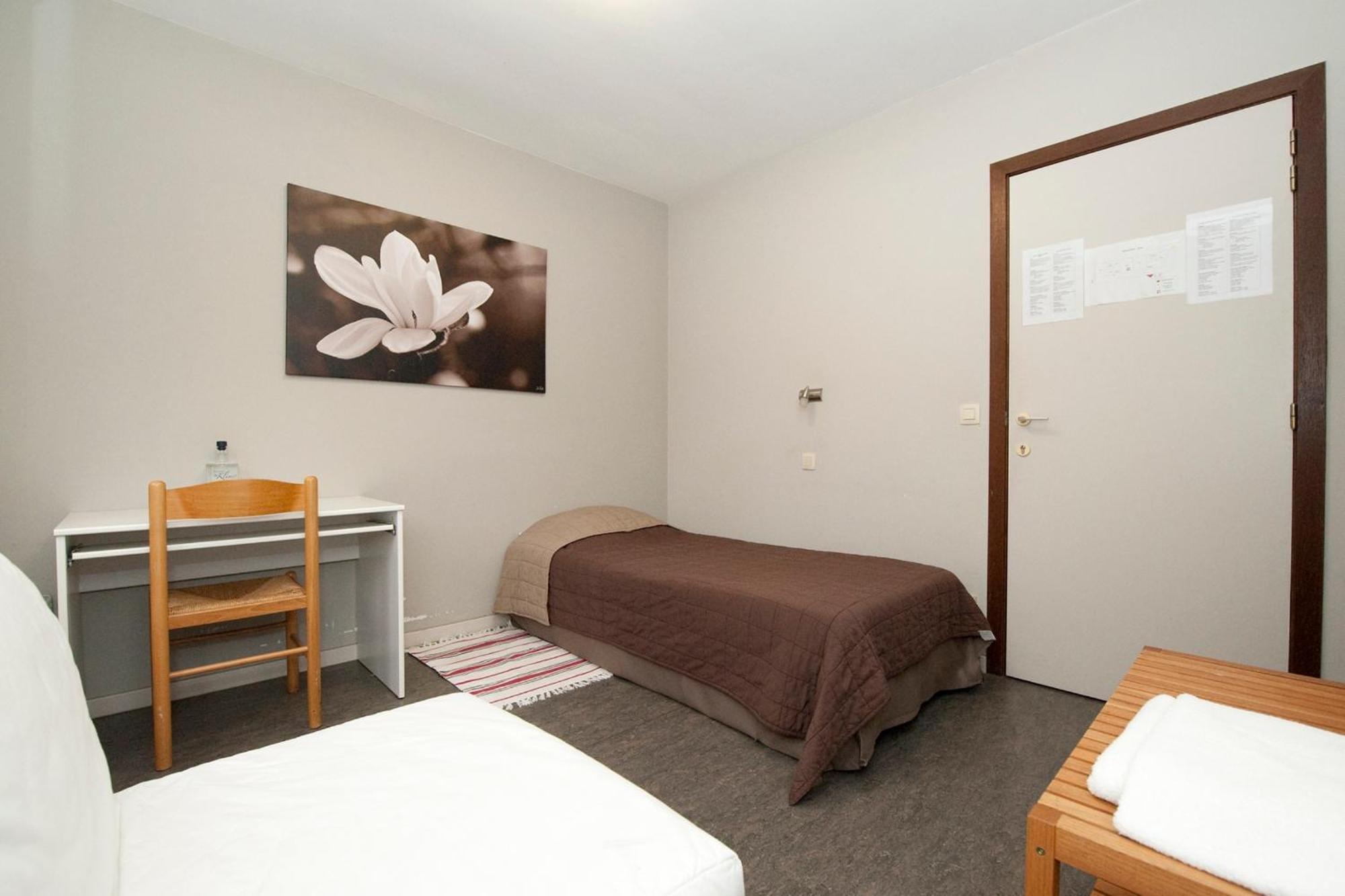 ליובן Hotel Mille Colonnes חדר תמונה